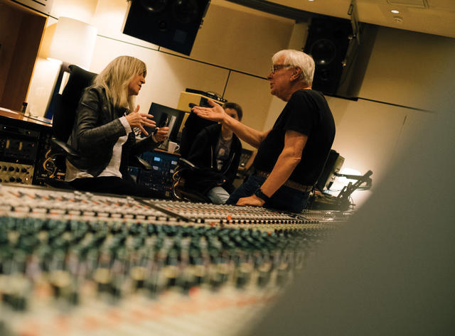 Photo by Simon Whitehead 